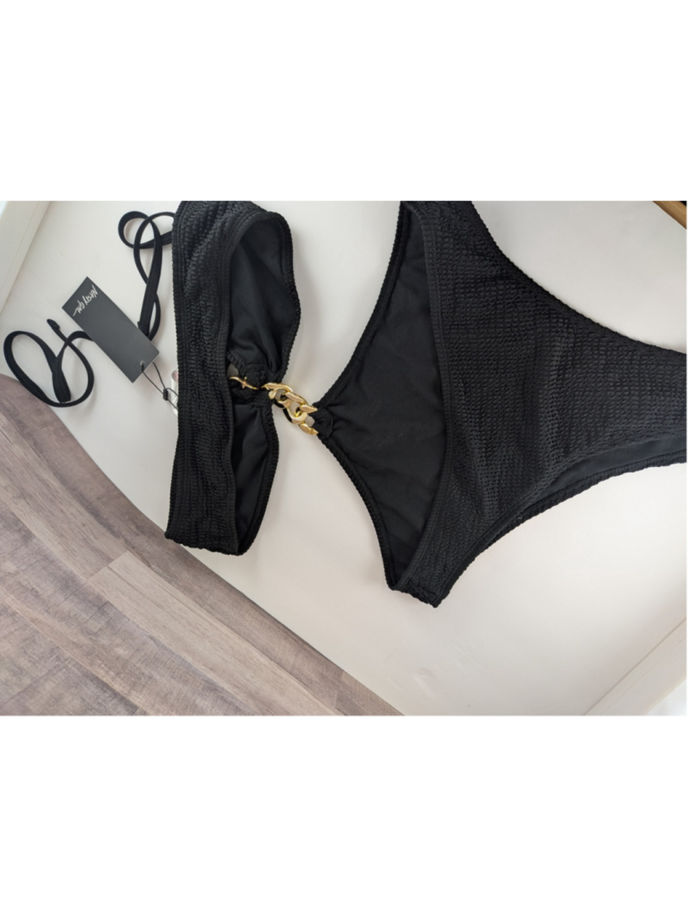 Nasty Gal Black Gold Chain One Piece Swimsuit Size 4 - Picture 5 of 6